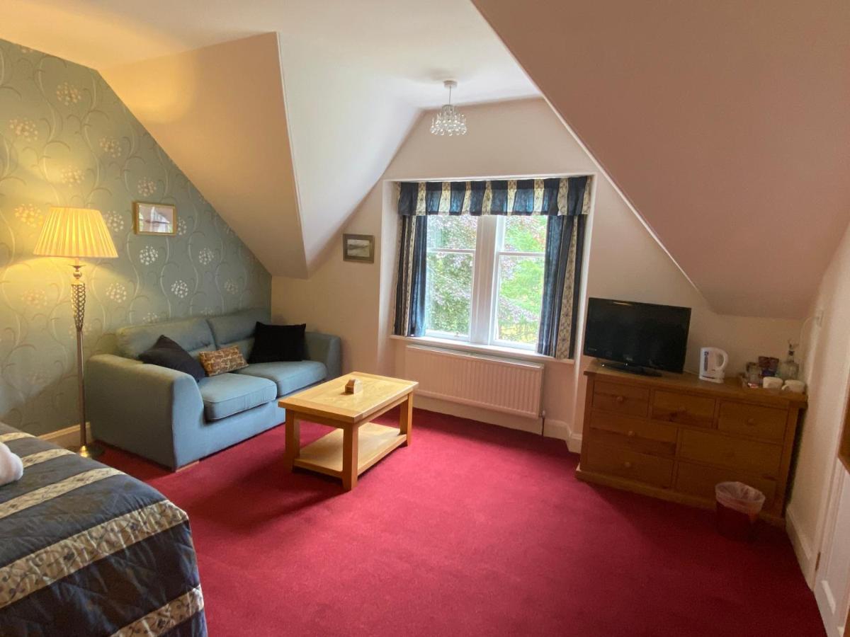 Glenan Lodge Self Catering Tomatin Екстериор снимка